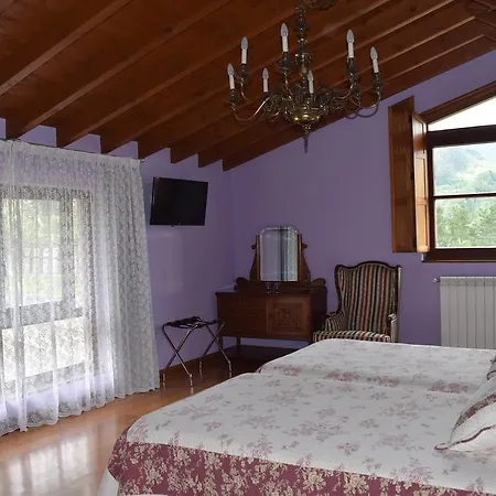 Hotel Sobrefuentes 3*